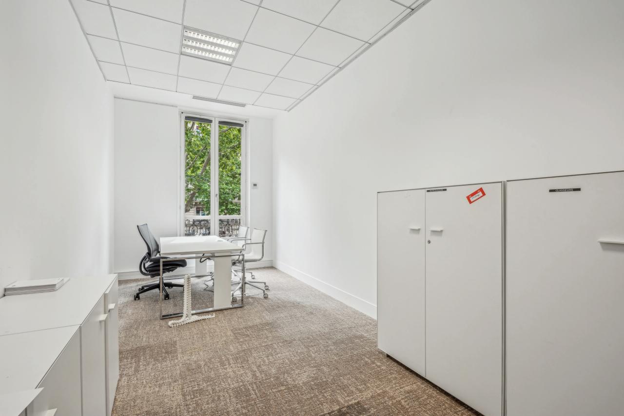 Bureau Paris 342m² Location bureau Paris OLBUR2420401 4